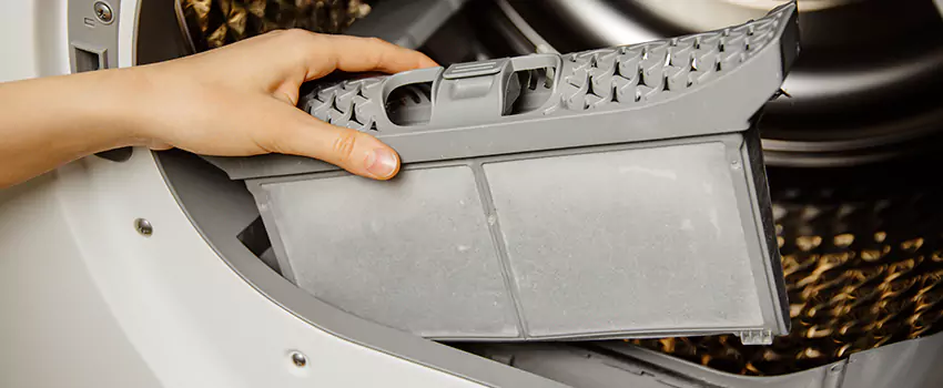 Signs Of A Clogged Dryer Lint Trap in Massillon, Ohio